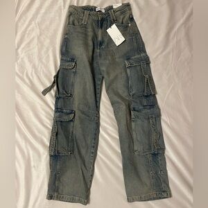 NWT Zara Mid-Rise Full Length Cargo Pants Size 4